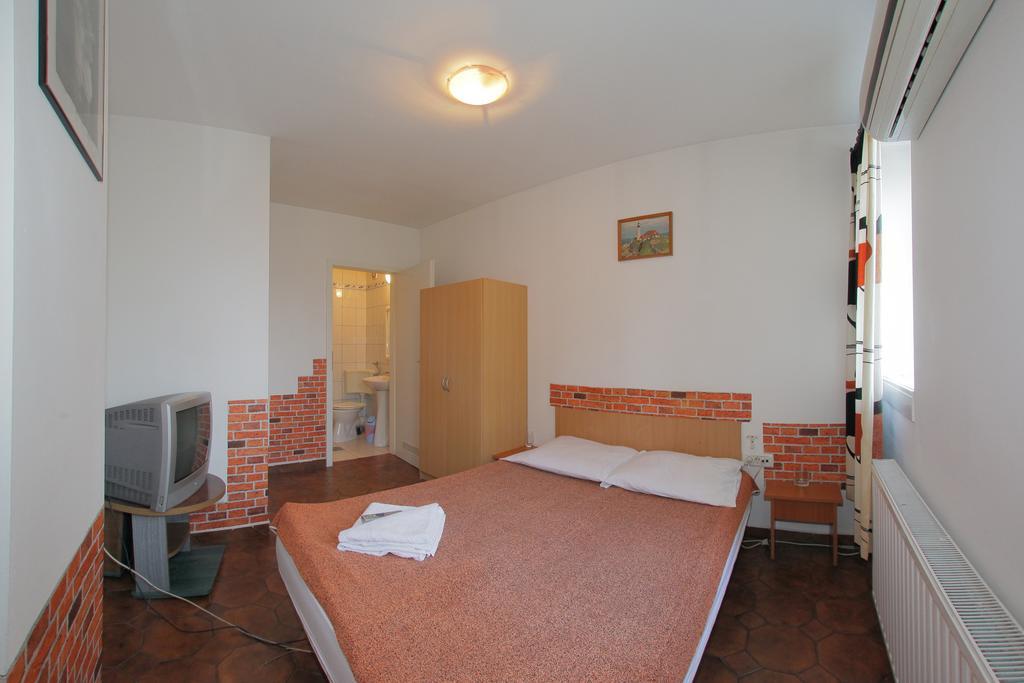 Pensiunea Bianco Nero Timisoara Luaran gambar