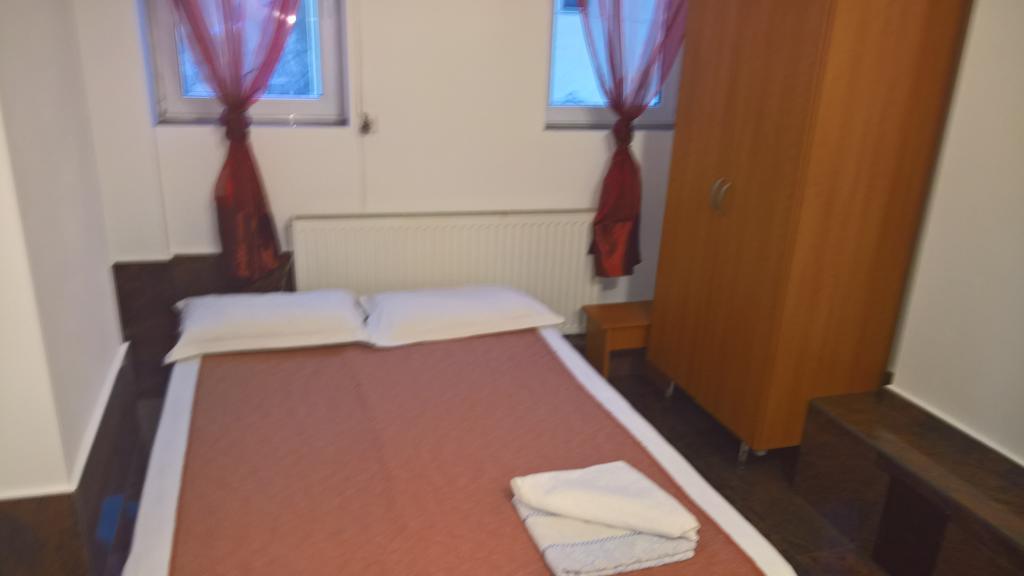 Pensiunea Bianco Nero Timisoara Luaran gambar